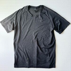 Lululemon Workout shirt- Men’s Large